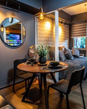 Azure Urban Resort Staycation by Solace Peak 3 1Bedroom with PS4