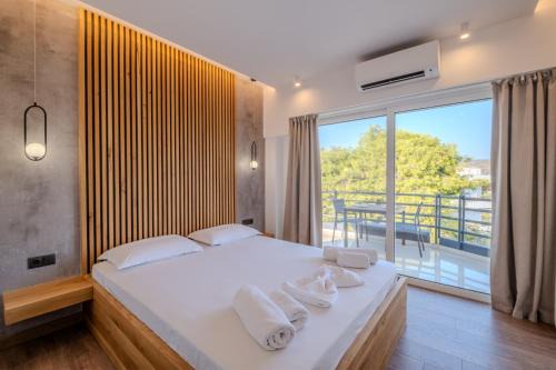 Azure7 Seaside - Luxury Apartment in Varkiza