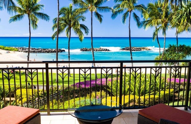 B209: Ocean Views from every room of this Ko Olina Beach Villa!