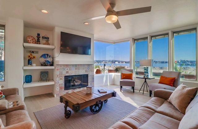 B5328 Bayside Bliss - Two Bedroom Apartment, Sleeps 6