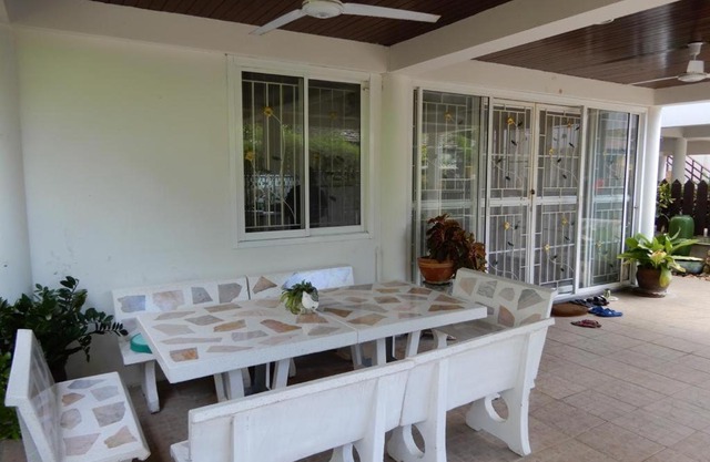Baan kao takiab beach