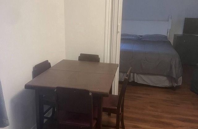 Bachelor, Centrally located