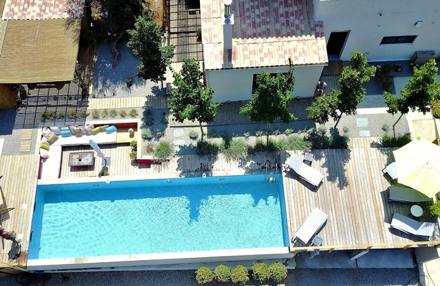 BACK OF SAINT FLORENT COUNTRY. POOL AND SPA