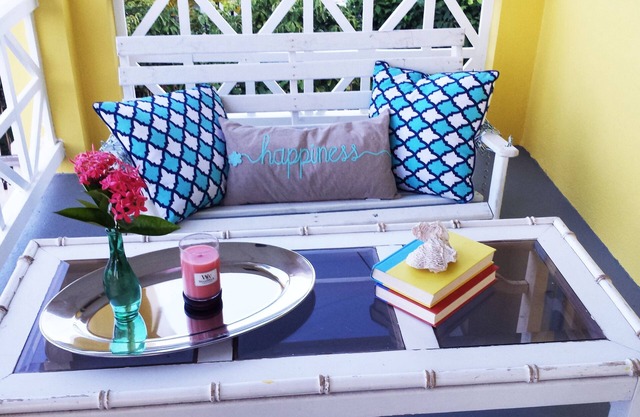 Bahama Breeze Island Villa. Two Minute Walk To Pristine, Pink Beaches. Paradise.