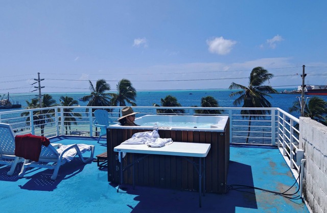 BAHIA SAN ANDRES HOSPEDAJE