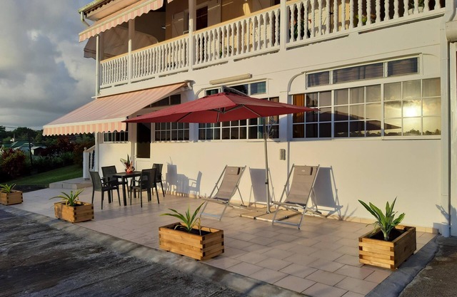 Baie Mahault seasonal housing