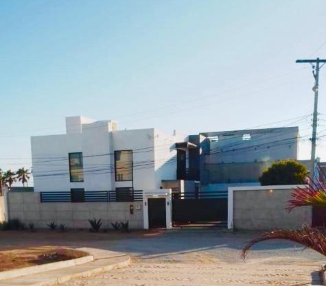 Baja experience house