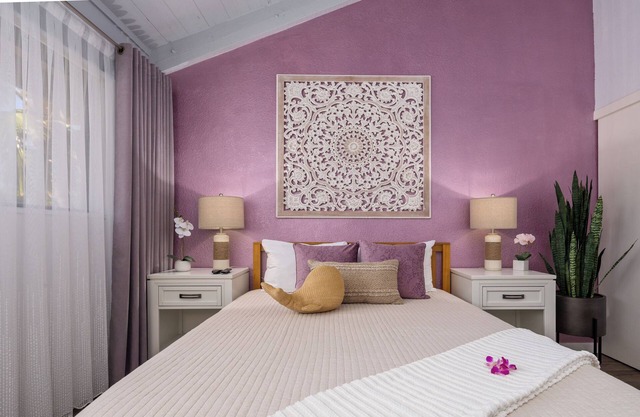 Bali 2BR w/King Bed, AC, Lanai, Pool, Hot Tub, Golf Course.