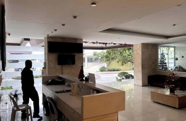 Bamboo Bay T1 unit #3U studio. Internet/Netflix