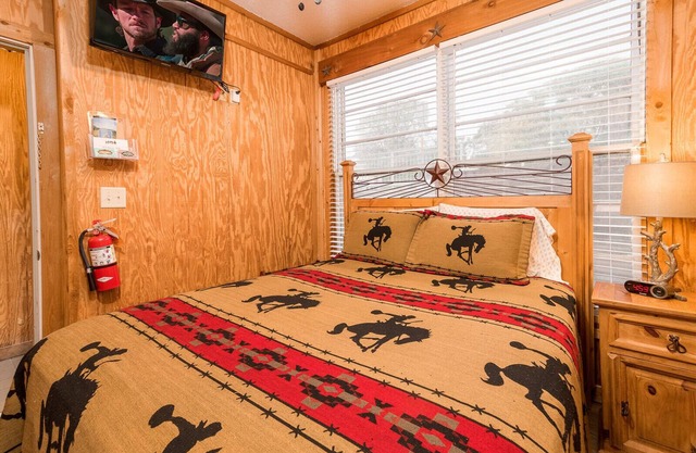 Bandera Bunkhouse On Main #4