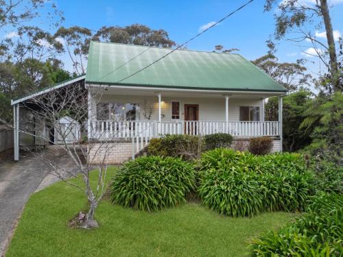 Banksia Mountain Retreat
