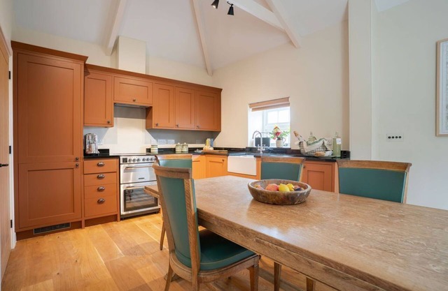 Barn conversion, Pet friendly, Three bedrooms, Sleeps 6