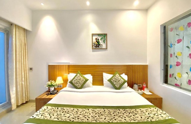 Barog hill top inn