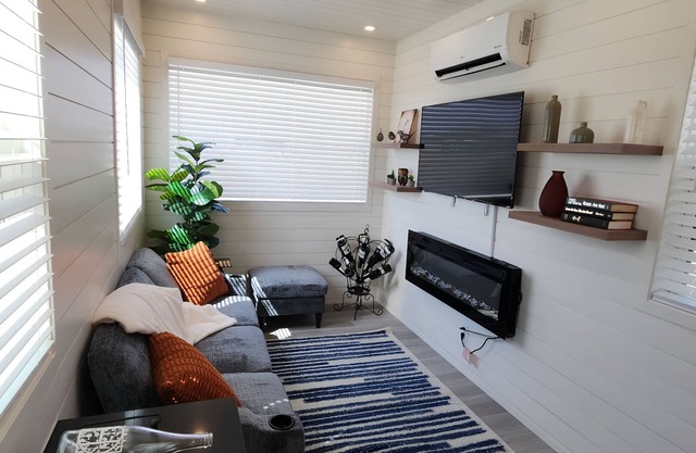 Barossa Valley Station | Patio | 1BR | Downtown