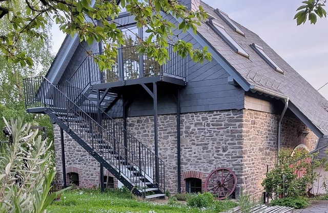 "Basalt barn Westerwald" - close to nature & unique