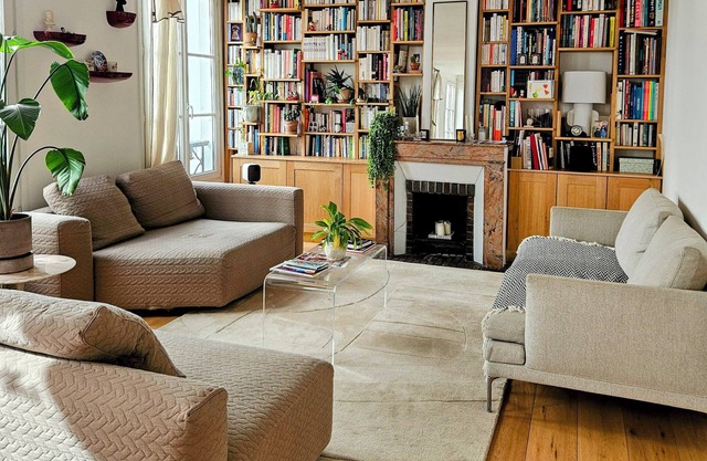 Bastille : 3 Bedrooms in a Charming Parisian Courtyard