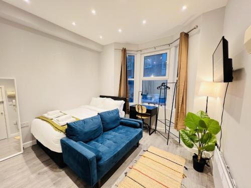 Battersea Studios by Sleepy