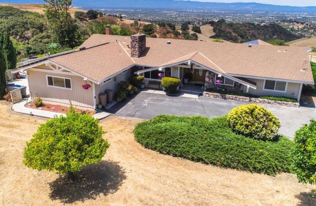 Bay Area Views Retreat and Events at Veranda Hills