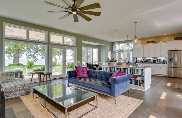 Bay Home in Annapolis with Private Dock