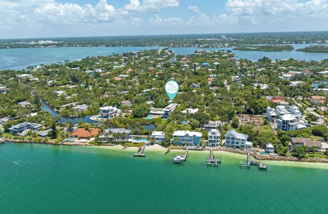Bay Isle Bliss | Pet Friendly 🐶 w/Private Pool, Spa, Putting Green and Walk to Shell Beach