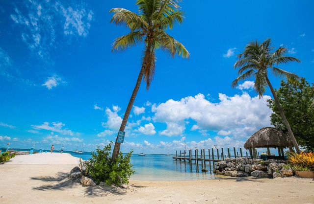 Bayhouse Home with Beach & Open Water Views! Amazing Sunsets!