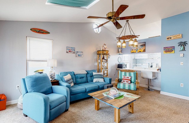 Bayside condo with water views, balcony, & washer/dryer - walk to beach