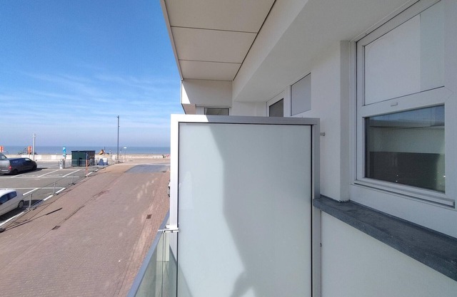 Beach front apartment in Oostende