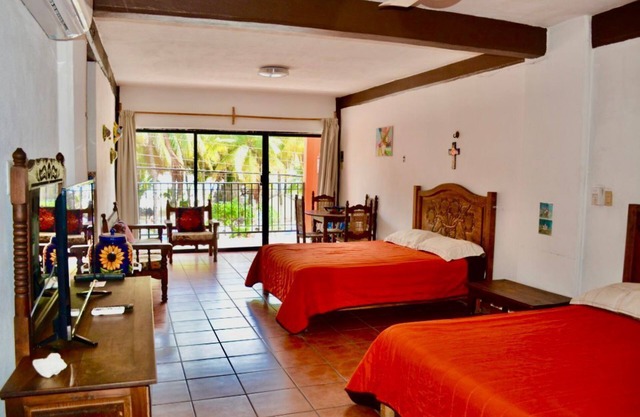 Beach Front Fully Equipped Suite R-1