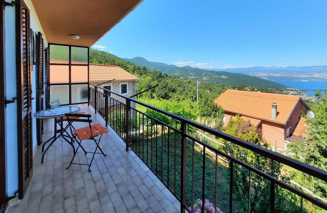Beach front home in Lovran with WiFi