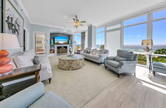 🏖️Beach Front-Newly Renovated-Stunning Views-3BR Sterling Beach #301🏖️