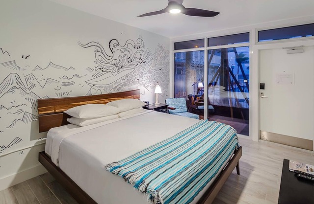 Beach Getaway! Near Bonnet House Museum and Gardens, Water Sports, Pier Fishing