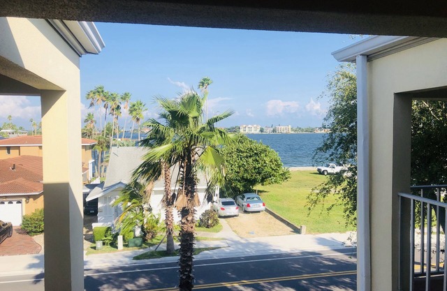 Beach Getaway in Beautiful Pass A Grille Florida