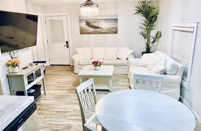 Beach house Seacrest Florida pet friendly B