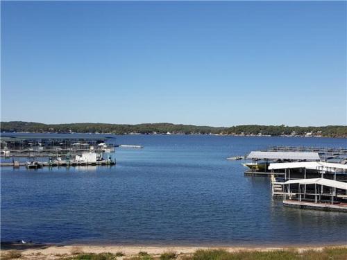 Beach House Sleep 20 with VIP pkg, Bachelor Parties Welcomed