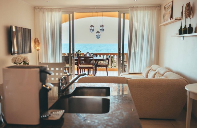 Beach House The Strand