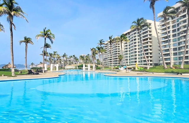Beach just a few steps away! Unparalleled view Zona Diamante I The best place to relax