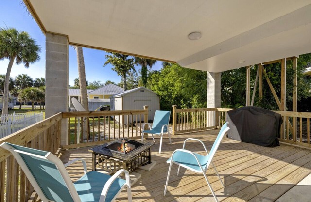 Beach Shack: Central location, recent renovation