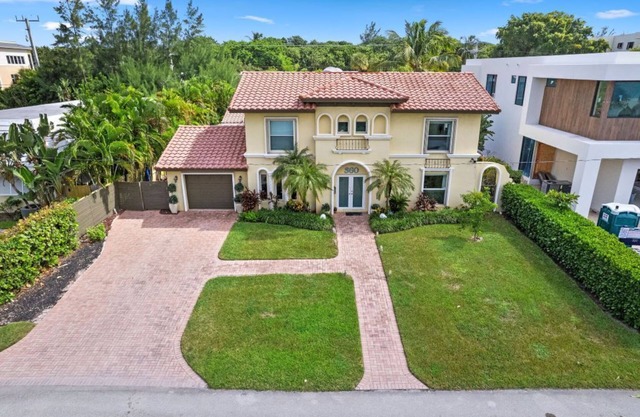 Beach Villa! Boca Raton! Book Early for Seasonal Discounts!