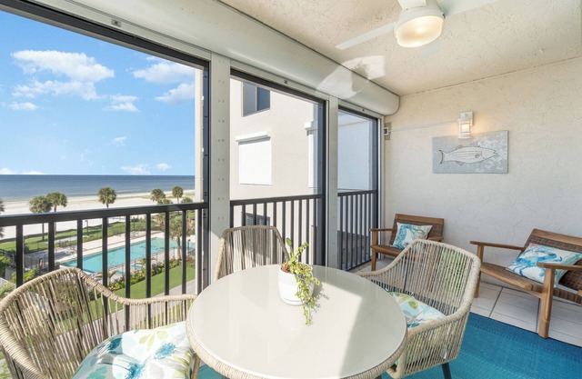 Beachfront Bliss: 2-Bed/2-Bath Condo with Stunning Views!