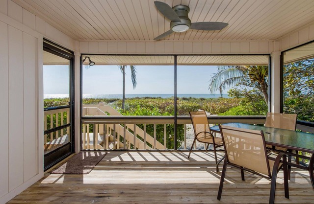 Beachfront Contemporary Cottage- Open & Airy-Gulf Views! OFFICIAL RESORT LISTING