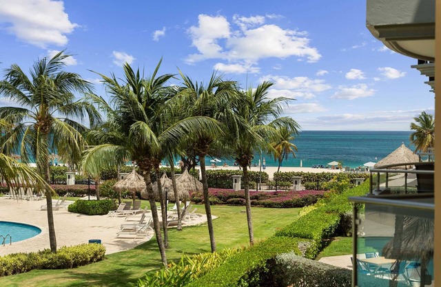 Beachfront - Divine Leisure 2BR condo - BC255