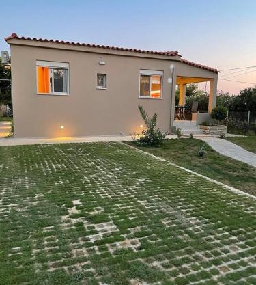 Beachfront Family Home