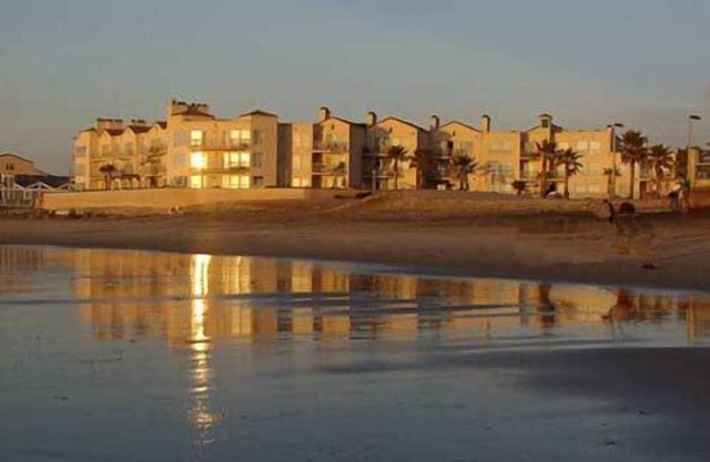 Beachfront Family Friendly Condo In San Diego