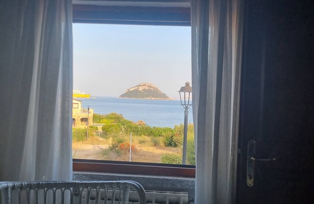 beachfront residence 60 meters from the beach