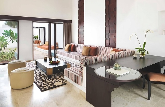 Beachfront Resort! Luxe Accommodation w/Garden View! Swimming Pool & Spa Center