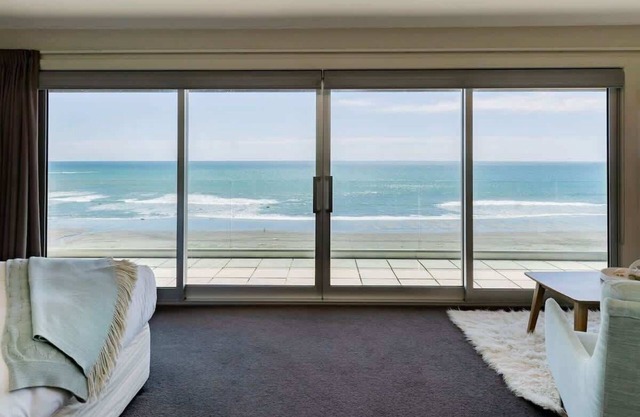 Beachfront Retreat with Stunning Views