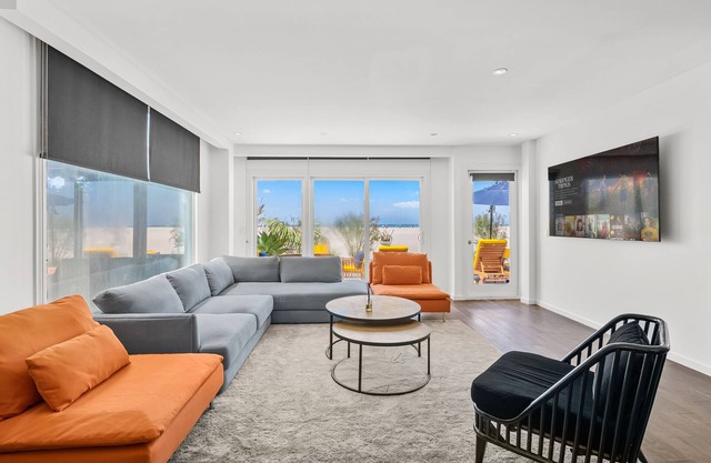 BeachFront Sunshine Paradise house