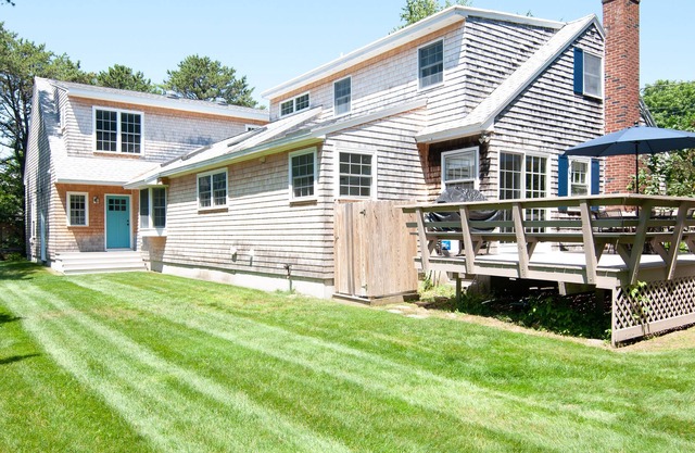 Beachmore well appointed 4/3.5 house A/C short walk to beaches of Biddeford Pool