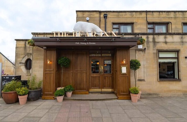 Bear Hotel