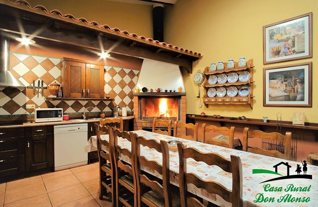 Beautiful Rural House next to the Júcar river. Rural House Don Alonso